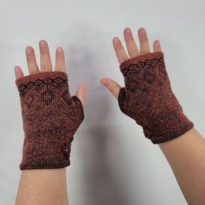Catherine Andre Knit Finger gloves mittens